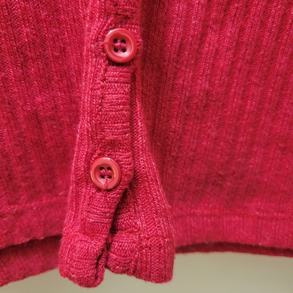 SHEIN BUNDLE! Button Down Crop Tops - Picture 15 of 16